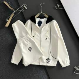 Picture of LV Sweater Suits _SKULVM-3XLomtr13540825